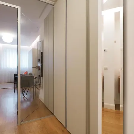 Porta Nuova * Μιλάνο